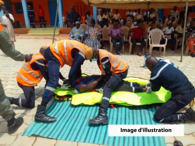 ABENGOUROU : LES MAITRES STAGIAIRES DU CAFOP FORMES AUX GESTES DE PREMIERS SECOURS