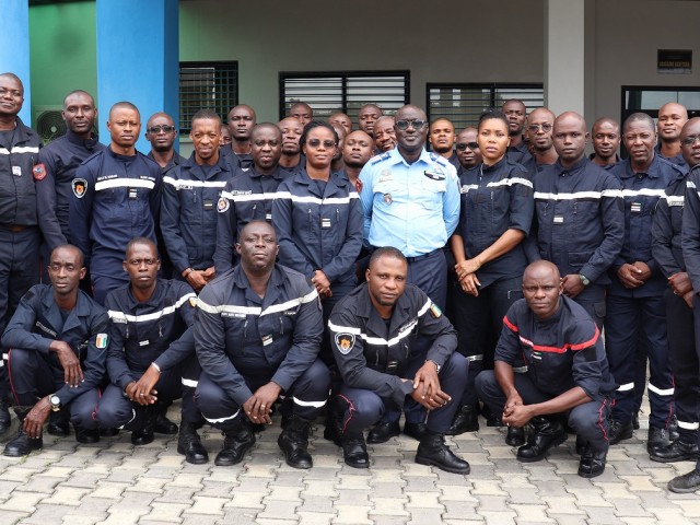 BREVET DE PREVENTION : TRENTE POMPIERS CIVILS PRENNENT PART A LA FORMATION