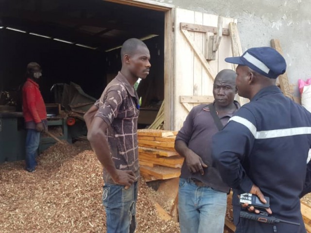 SECURITE INCENDIE A DALOA : LES EMPLOYES D’UN DEPOT DE GAZ ET D’UNE SCIERIE SENSIBILISES