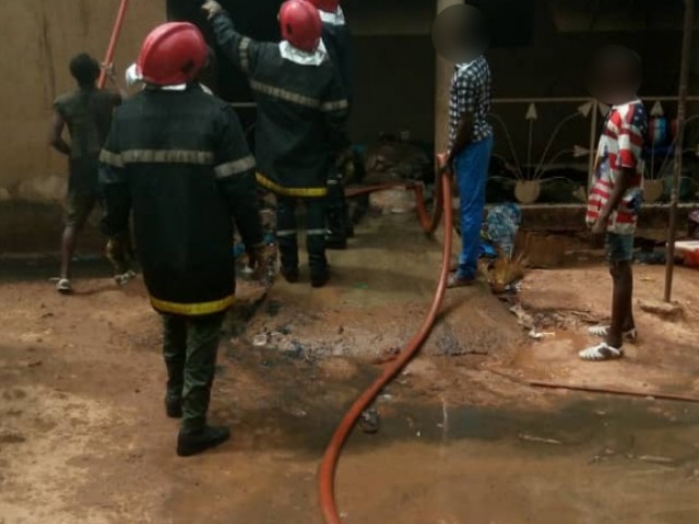 LES POMPIERS CIVILS INTERVIENNENT POUR UN FEU D’APPARTEMENT ET UN ACCIDENT DE LA ROUTE A FERKESSEDOUGOU