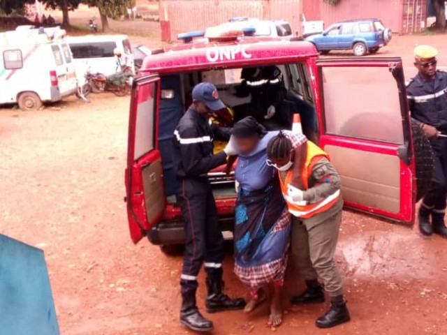 DABOU / BONGOUANOU : 4 VICTIMES D’INONDATION ET UNE PARTURIENTE SECOURUES PAR LES POMPIERS CIVILS