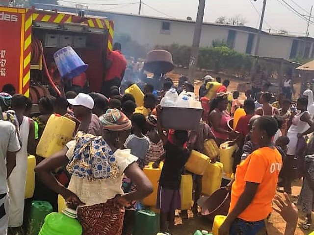 PLUS DE 66.000 LITRES D’EAU POTABLE DISTRIBUES AUX POPULATIONS DU N’ZI PAR LES POMPIERS CIVILS