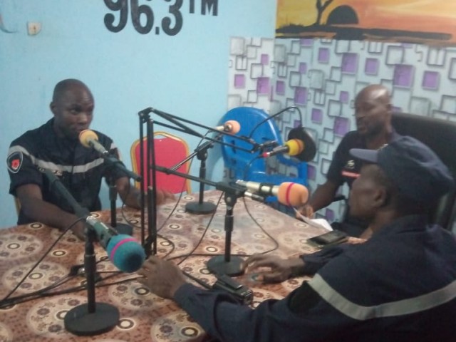 SENSIBILISATION : LES POMPIERS CIVILS DU GBOKLÊ A L’ASSAUT DES RADIOS DE PROXIMITE