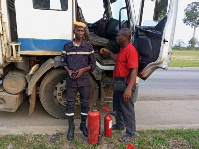ABOISSO : DES CONDUCTEURS SENSIBILISES SUR LE TRANSPORT DE MARCHANDISES DANGEREUSES (TMD)