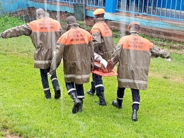 BONGOUANOU : UN MALADE MENTAL MAITRISE PAR LES POMPIERS CIVILS