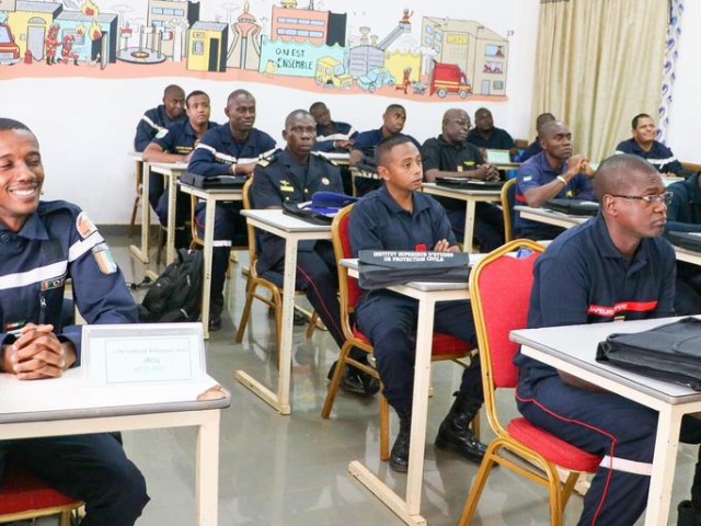 RENFORCEMENT DE CAPACITES : DEUX POMPIERS CIVILS PRENNENT PART A UN STAGE D’INCENDIE AU BURKINA FASO