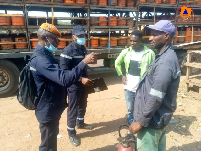 BONDOUKOU : LES POMPIERS CIVILS SUR LE TERRAIN POUR SENSIBILISER LES POPULATIONS