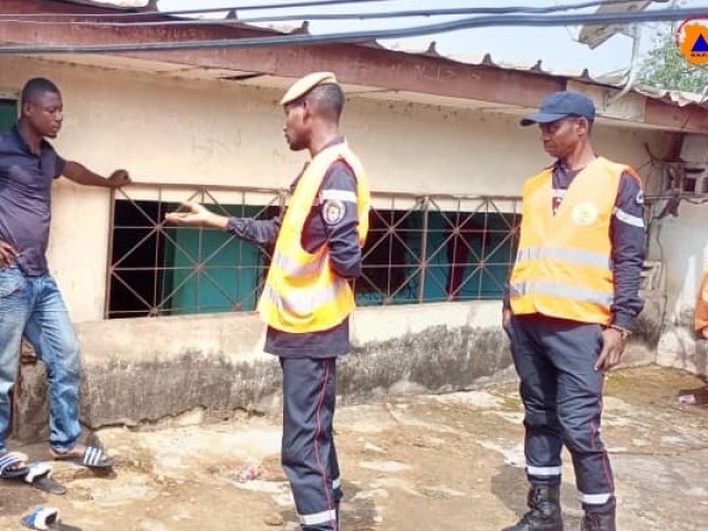 AGBOVILLE : LES POMPIERS CIVILS AUX COTES DES POPULATIONS 