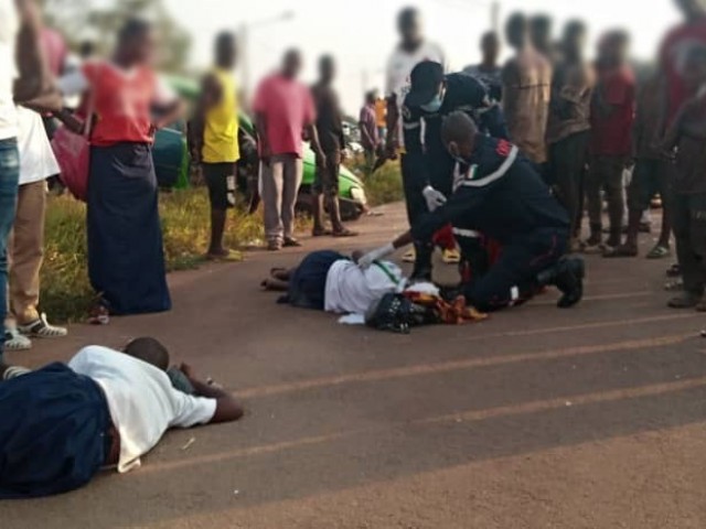 DUEKOUE : 5 BLESSES DANS UN ACCIDENT DE LA ROUTE ET UN CAS DE MALAISE SECOURUS PAR LES POMPIER CIVILS