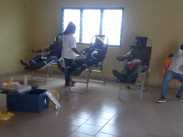 BONDOUKOU : LES POMPIERS CIVILS OFFRENT 15 POCHES DE SANG