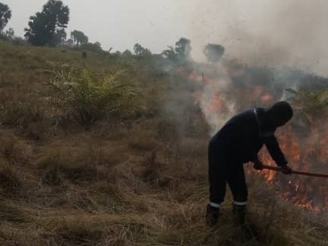 UNE JOURNEE D’INCENDIES A TOUMODI