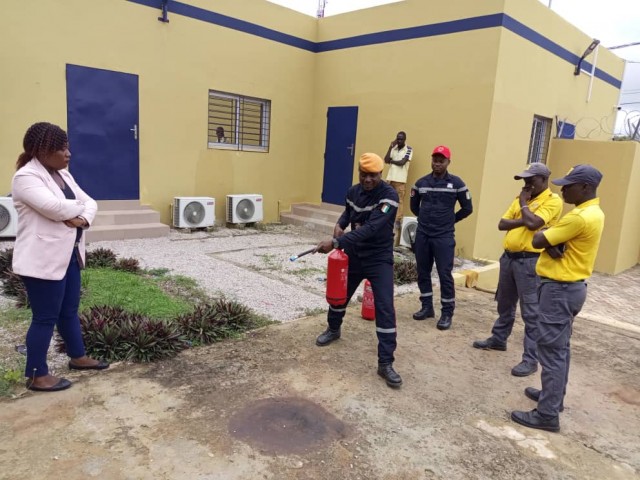 MANKONO : TROIS ETABLISSEMENTS BENEFICIENT D’UNE SENSIBILISATION SUR LES FEUX DE GAZ ET LES INCENDIES