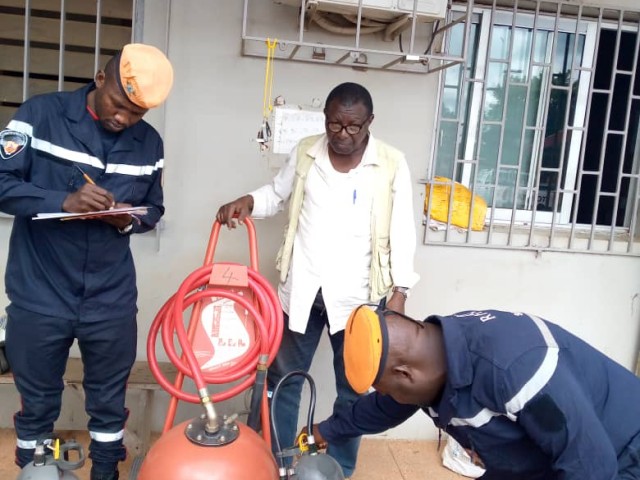 ODIENNE : LE PERSONNEL DE 06 STATIONS SERVICES INSTRUIT SUR LA SECURITE INCENDIE