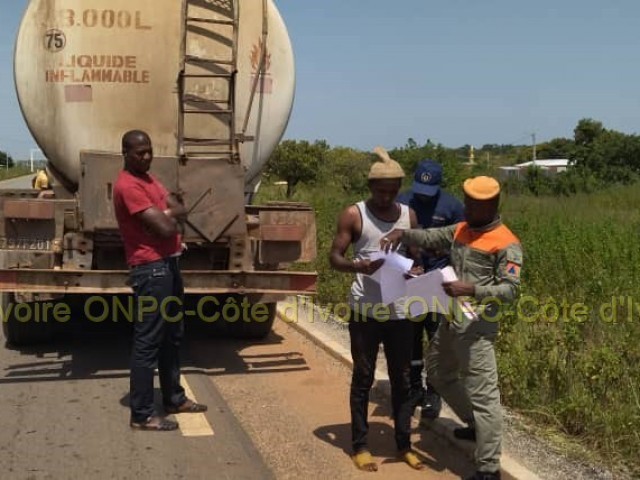 BOUNA : LES SENSIBILISATIONS SUR LE TRANSPORT DE MARCHANDISES DANGEREUSES (TMD) CONTINUENT