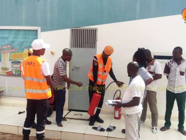 DIVO : LE PERSONNEL DE QUATRE STATIONS-SERVICE SENSIBILISE SUR LA SECURITE INCENDIE