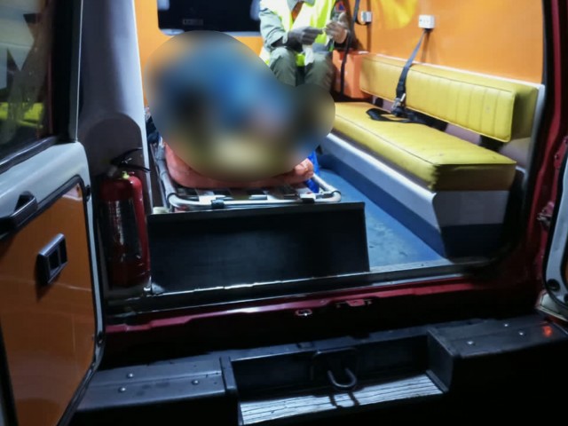 UNE PERSONNE TUEE ET 69 AUTRES BLESSEES DANS UNE SORTIE DE ROUTE A BOUAFLE