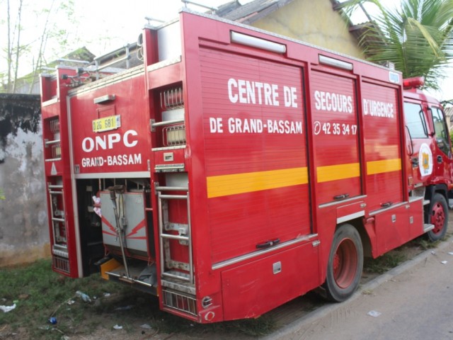 DEUX INCENDIES MOBILISENT LES POMPIERS CIVILS DE GRAND-BASSAM ET DU GONTOUGO