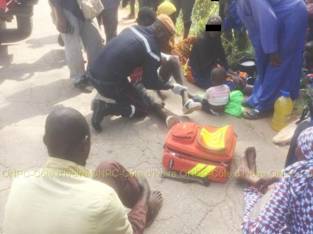 SOUBRE : 14 VICTIMES DANS UNE COLLISION ENTRE UN MINI CAR ET UN TAXI