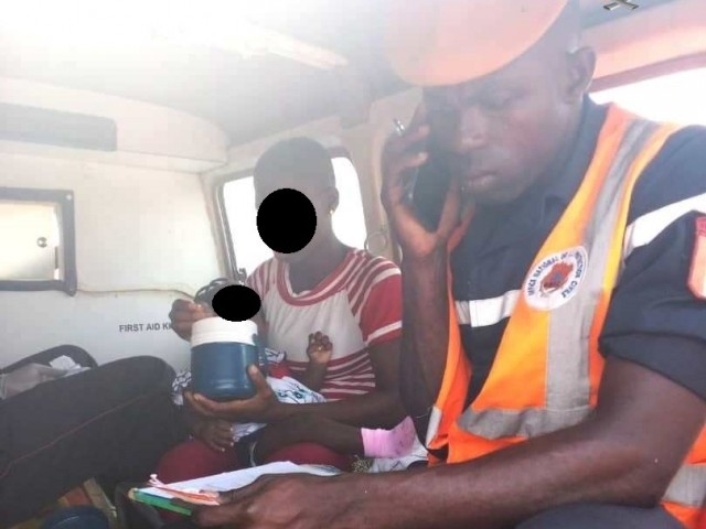 UNE JEUNE FILLE ET 4 ELEVES PRIS DE MALAISE ASSISTES PAR LES POMPIERS CIVILS A ABENGOUROU ET BOUAFLE