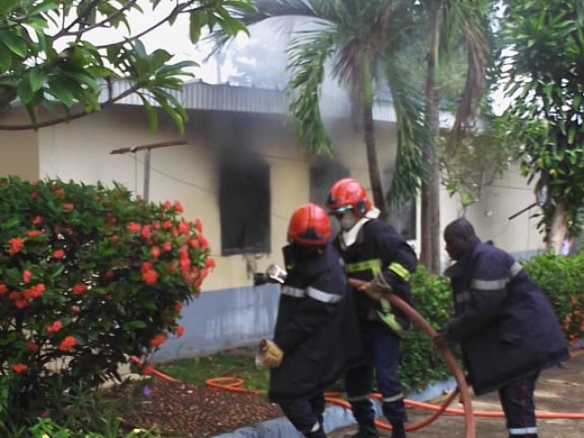 DIMBOKRO : PLUSIEURS BIENS PARTIS EN FUMEE DANS UN FEU D’HABITATION