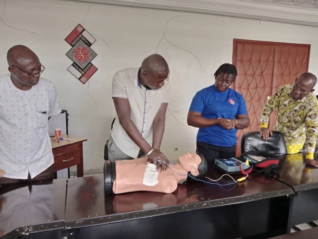 DES INFIRMIERS D’ETAT RECYCLES SUR LES GESTES DE PREMIERS SECOURS PAR L’ONPC